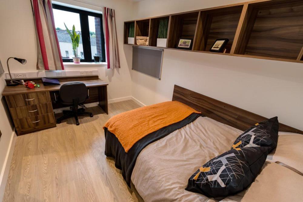 Zeni Ensuite Rooms In إكزيتر المظهر الخارجي الصورة